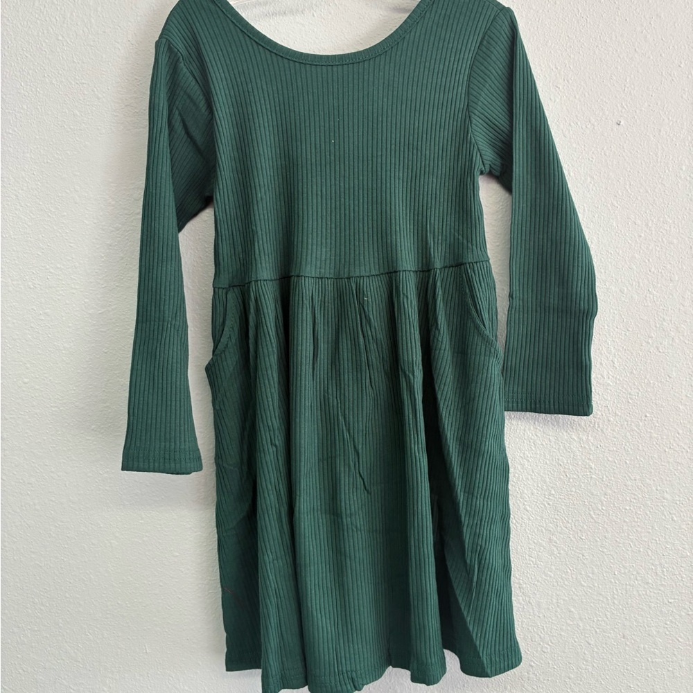 Green Ribbed Top - Picture 2 of 4